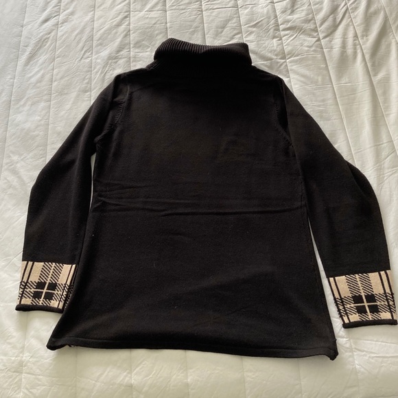 Black turtle neck sweater - Picture 2 of 3